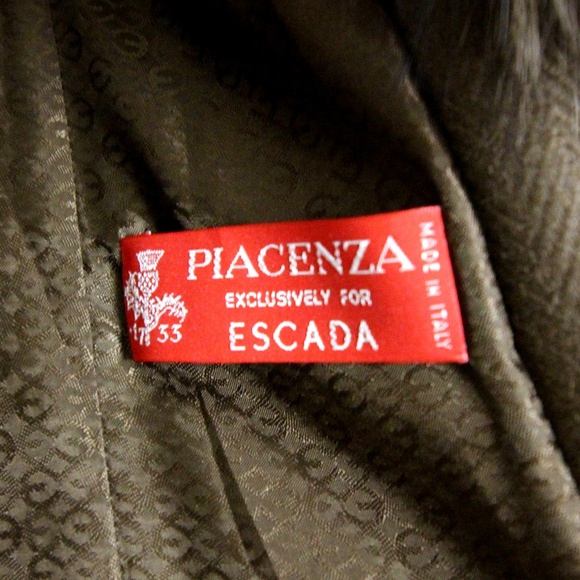 Escada Piacenza Blue-Frost Fox Fur, Camel Jacket - Picture 8 of 8